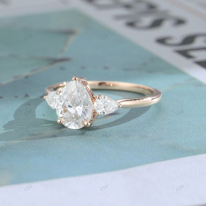 Pear Cut Lab-Grown Diamond Ring