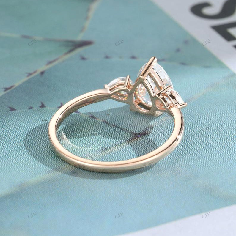 Pear Cut Lab-Grown Diamond Ring