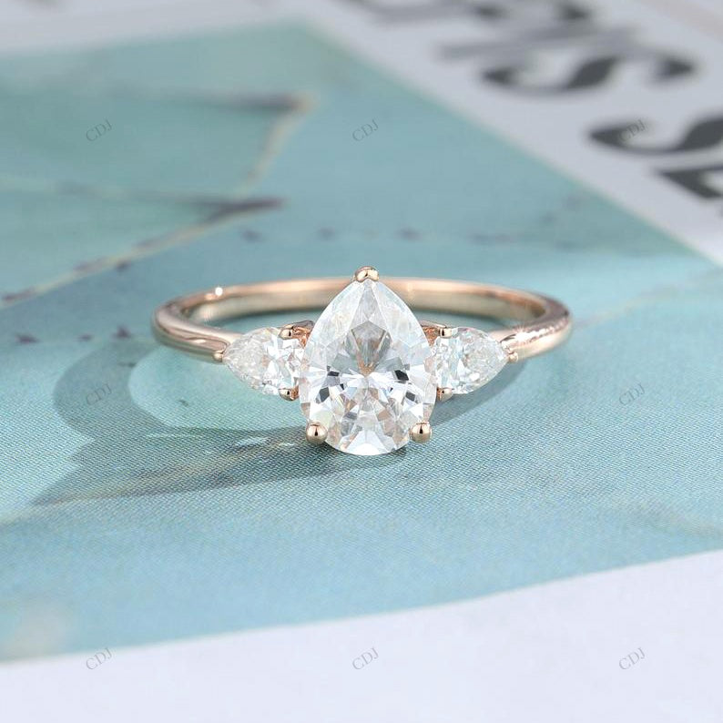 Pear Cut Lab-Grown Diamond Ring