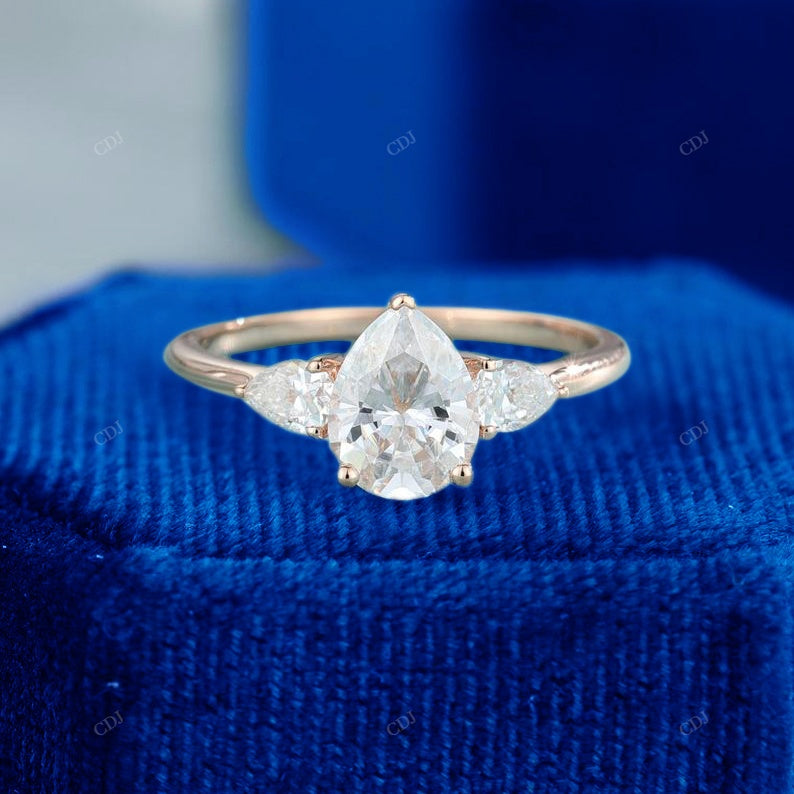 Pear Cut Lab-Grown Diamond Ring
