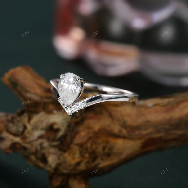 S925 Pear Lab Grown Diamond V-Band
