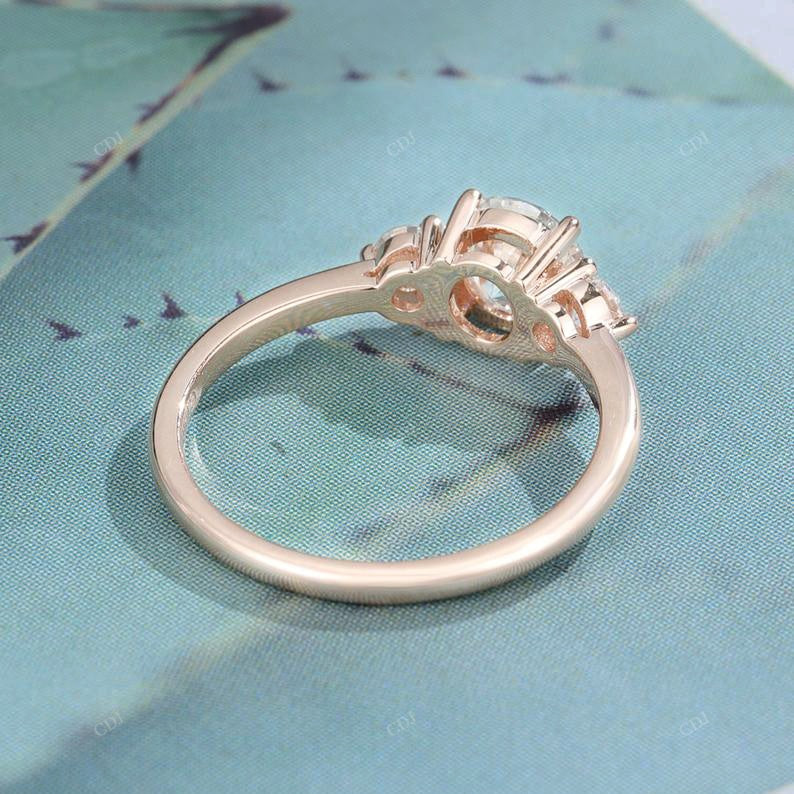 Round Lab-Grown Diamond Cluster Ring