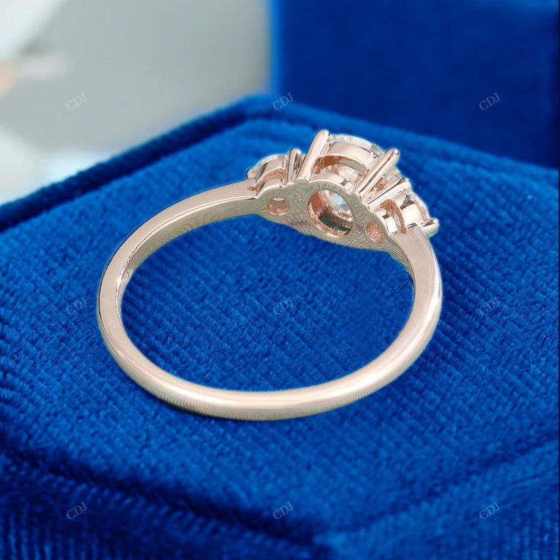 Round Lab-Grown Diamond Cluster Ring