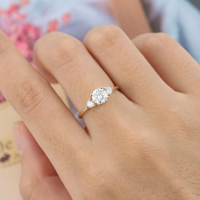 Round Cluster Lab-Grown Diamond Ring