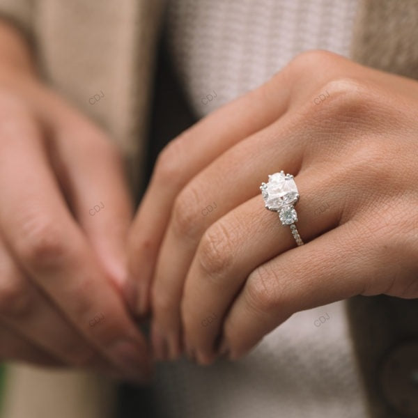 Two Tone Custer Lab Grown Diamond Engagement Gold Ring