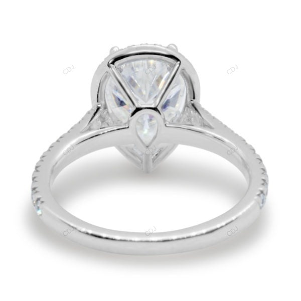 Pear Cut Lab Grown Diamond Classic Style Gold Ring