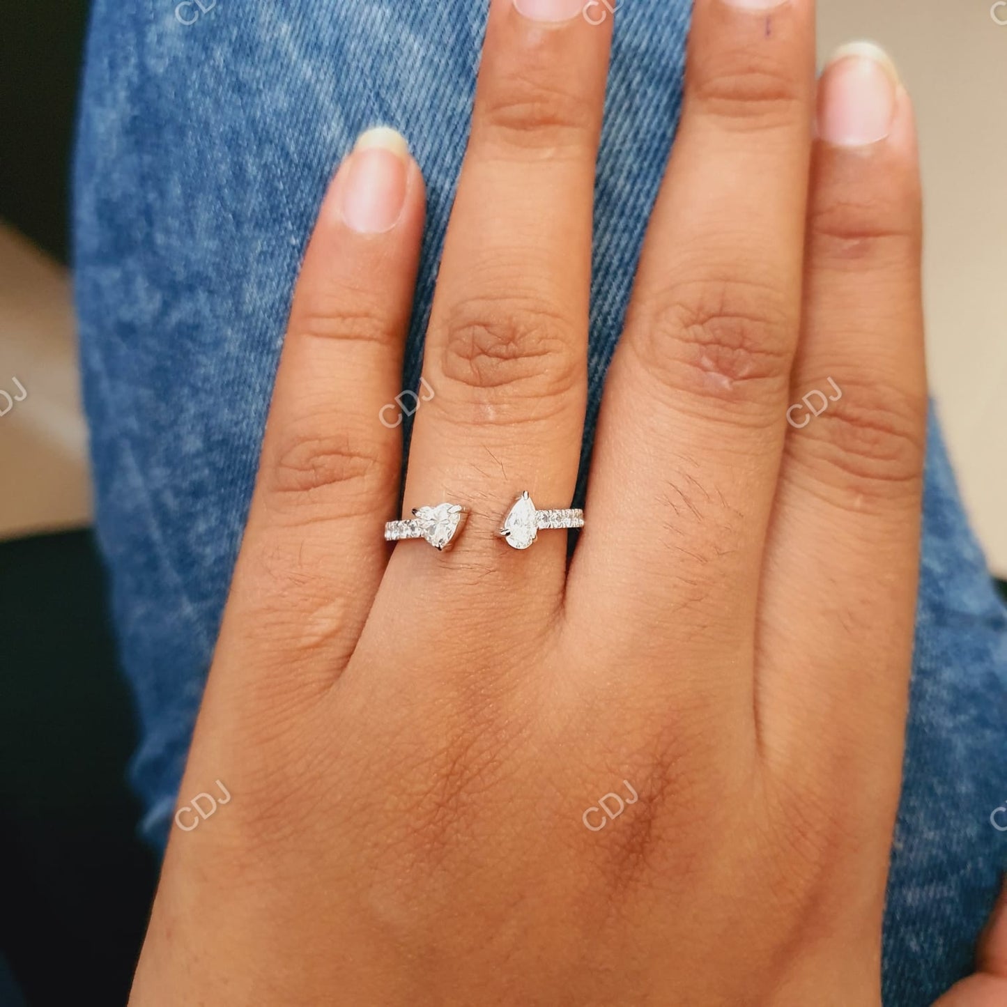 1.00 CTW 10K White Gold Lab-Grown Toi et Moi Ring