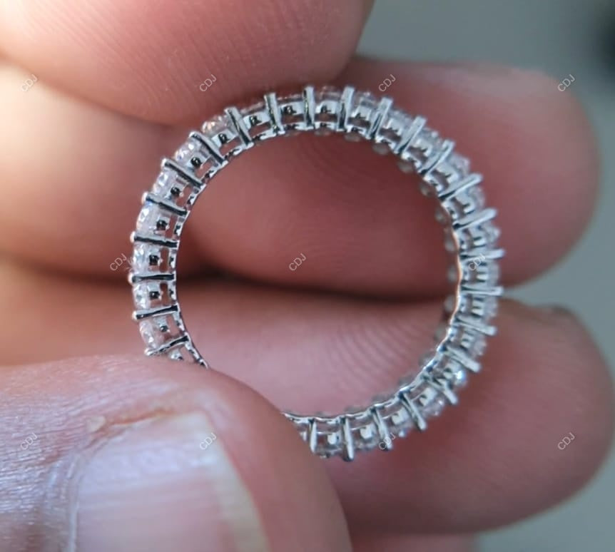 1.24 CTW 14K White Gold Oval Cut Lab-Grown Shared Prong Eternity Band