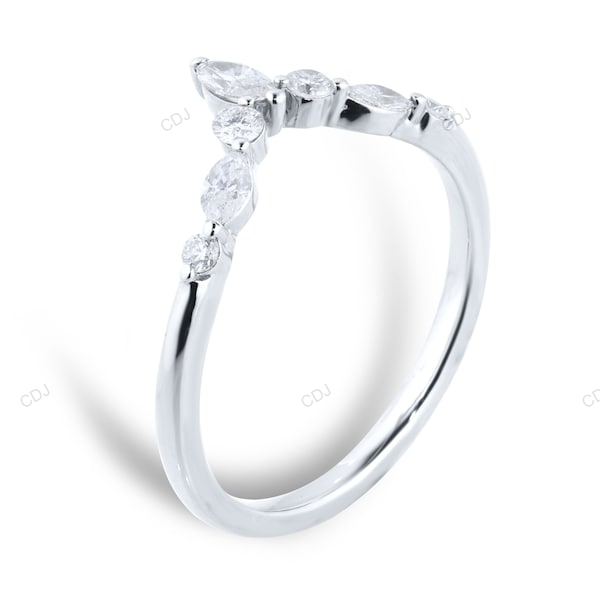 Minimalist Gold Wedding Band Featuring Lab Grown Diamonds