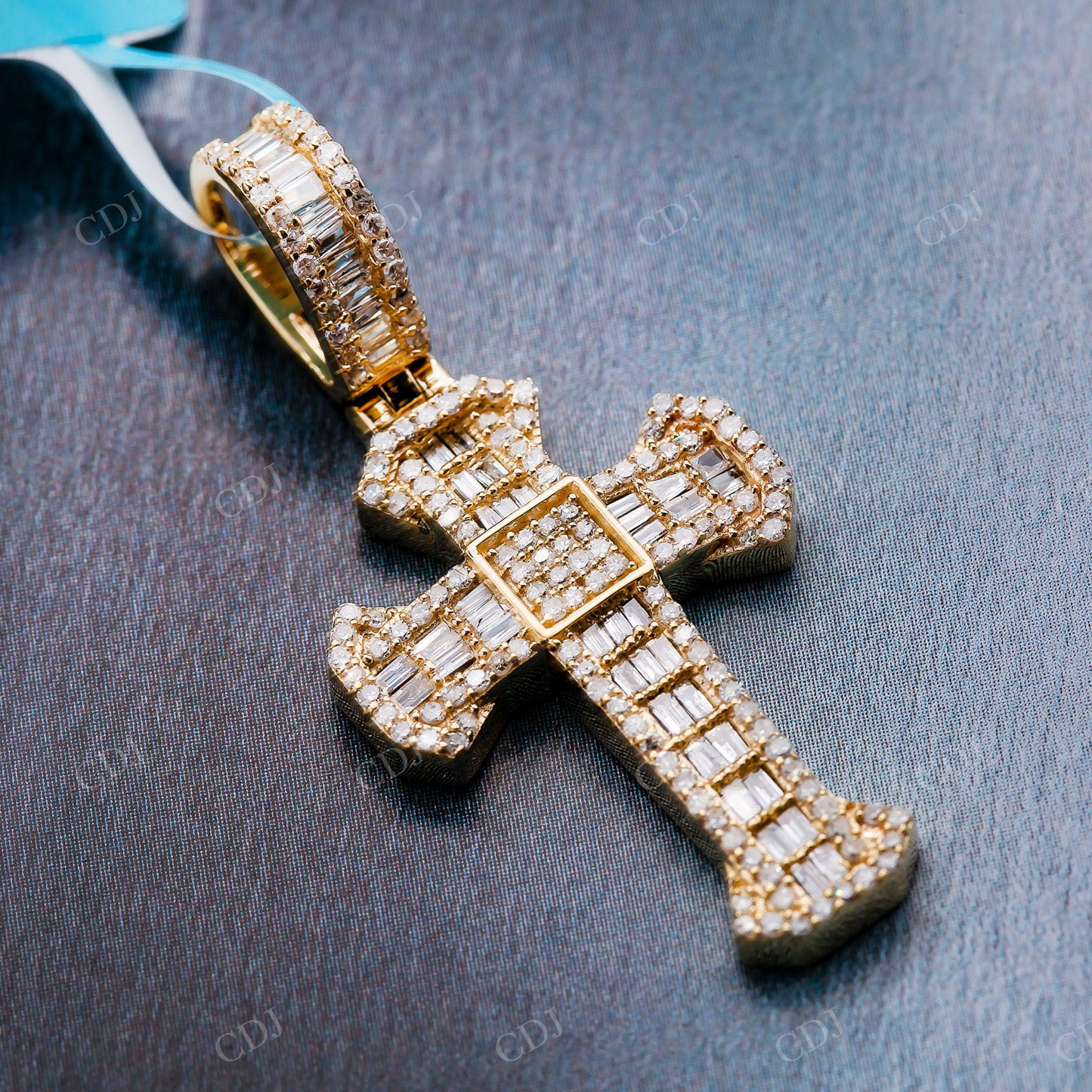 Religious Hip Hop 925 Sterling Silver Moissanite Cross Pendant Hip Hop Pendent customdiamjewel