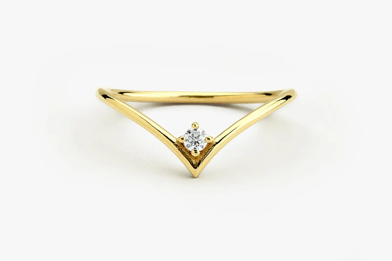 Single Diamond V Shaped Curved Wedding Band  customdiamjewel 10KT Yellow Gold VVS-EF
