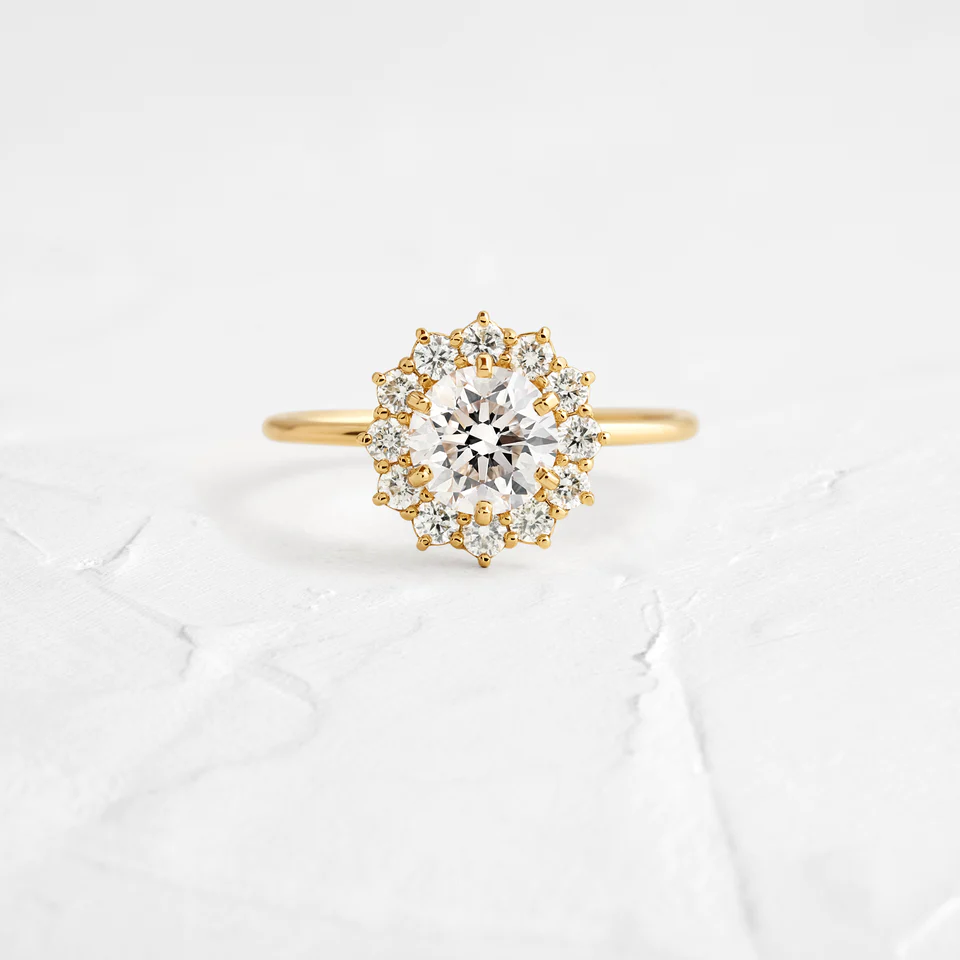 Classic Round Cut Moissanite Halo Setting Ring  customdiamjewel Sterling Silver Yellow Gold VVS-EF
