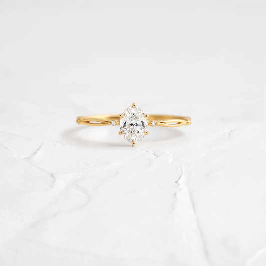 0.5CTW  Twisted Oval Cut Moissanite Wedding Ring  customdiamjewel   