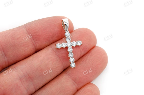 Round Diamond Cross Hip Hop Pendant  customdiamjewel   