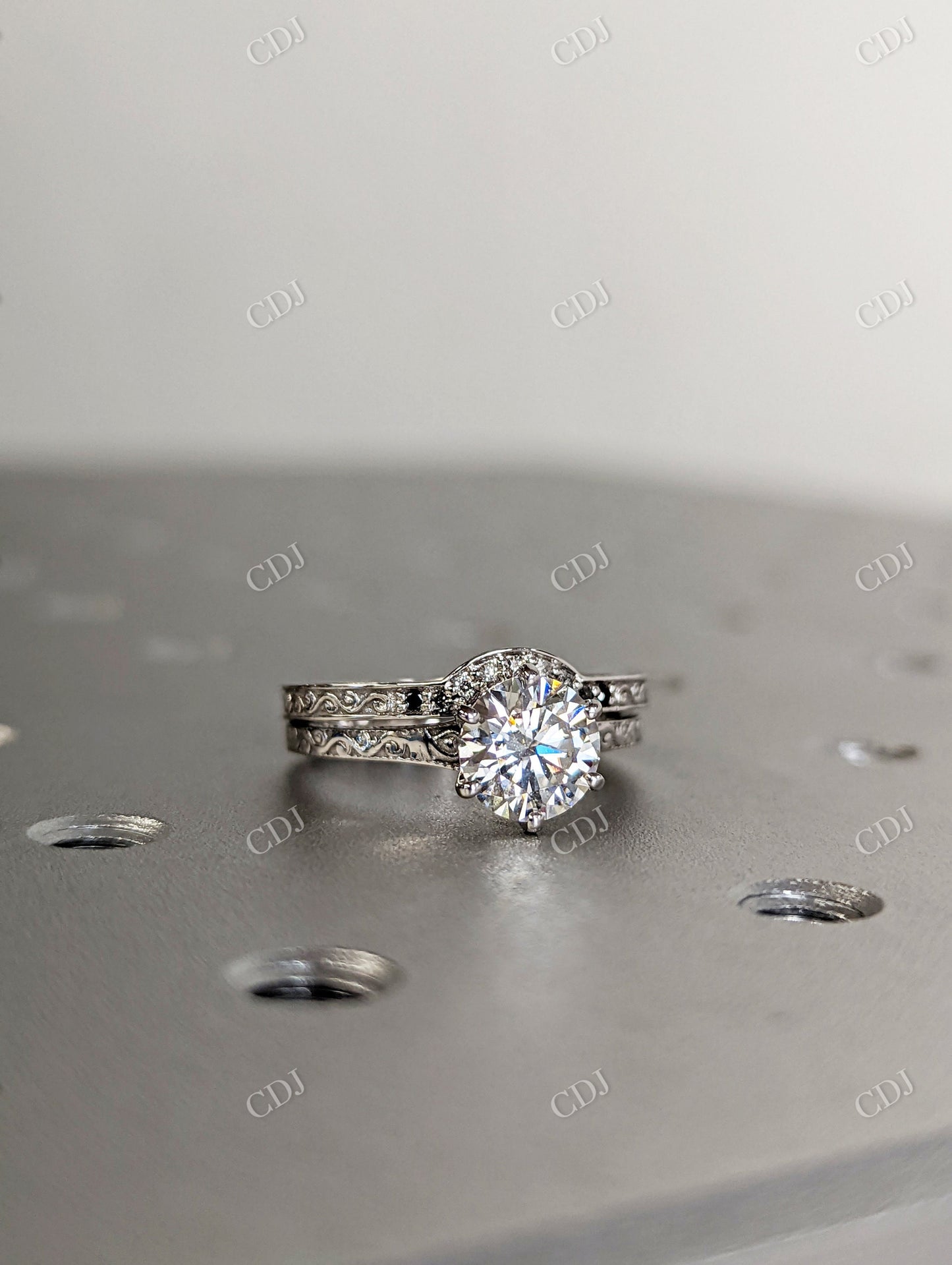 1.5CT Round Cut Moissanite Colorless Ring