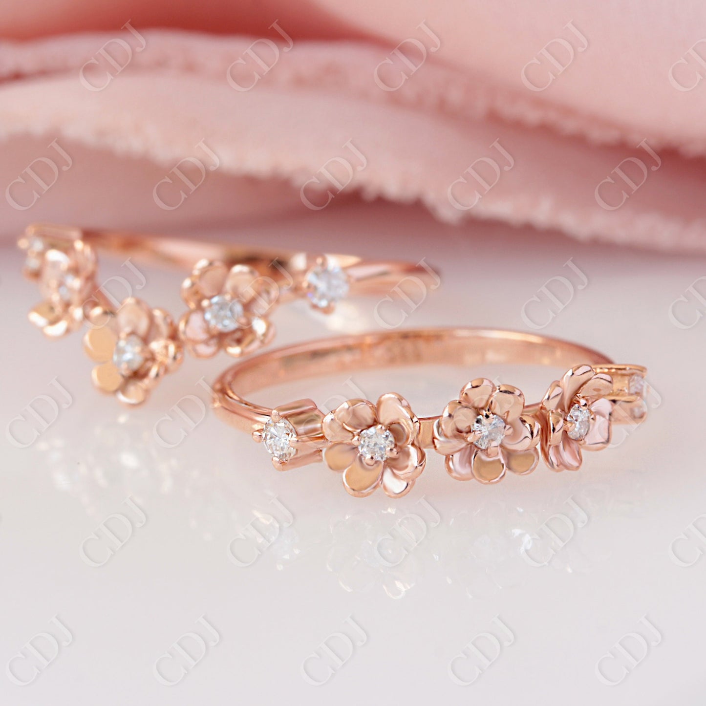 Floral Inspired 0.10CTW Lab Grown Diamond Wedding Ring