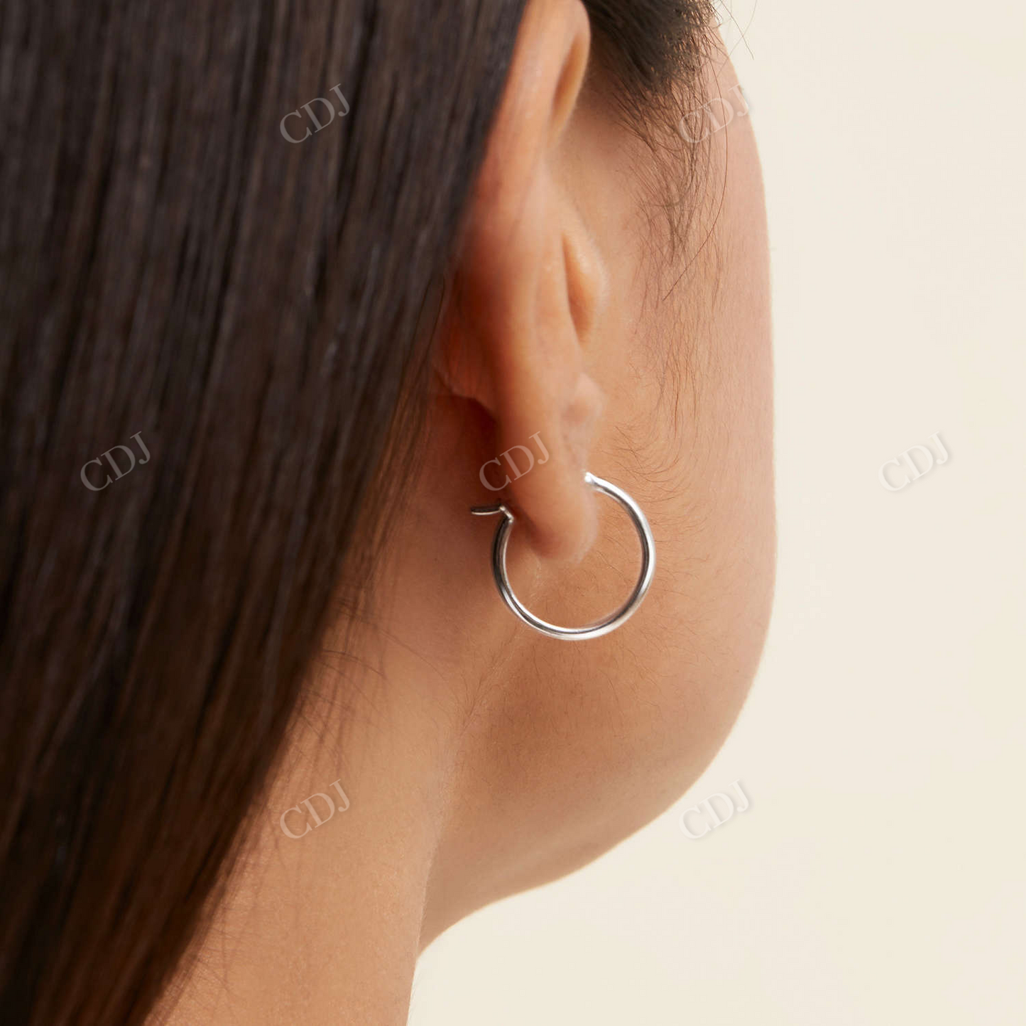 Pressure Midi Hoop Earrings